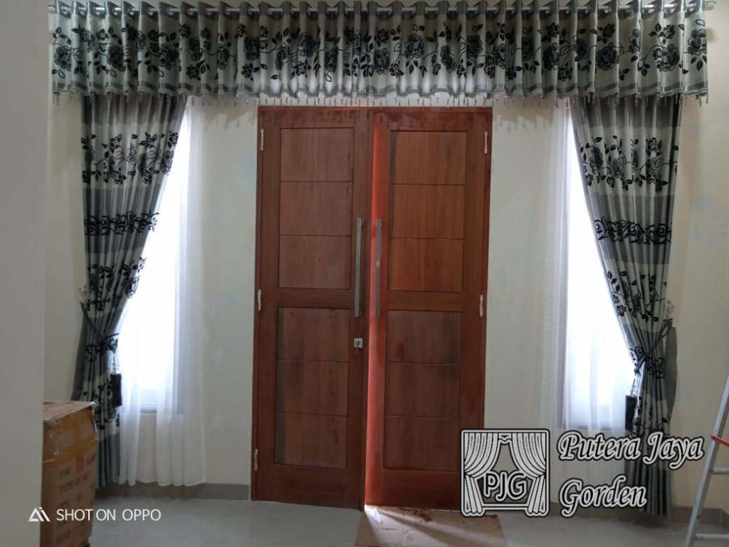 Buat Rumah Elok dengan Tirai Jendela Minimalis